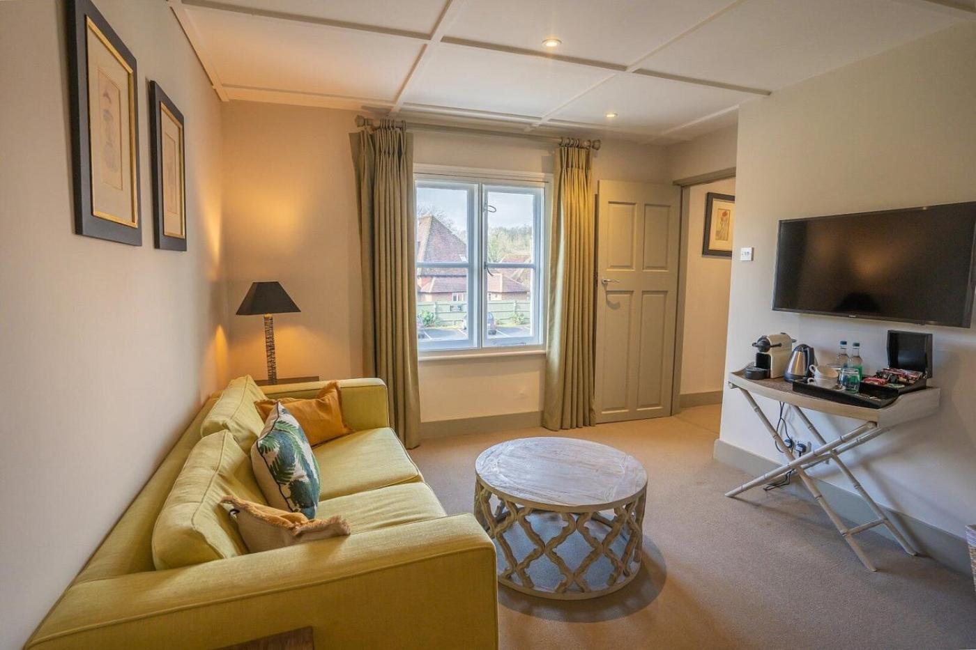 The Swan Inn Chiddingfold Pokoj fotografie