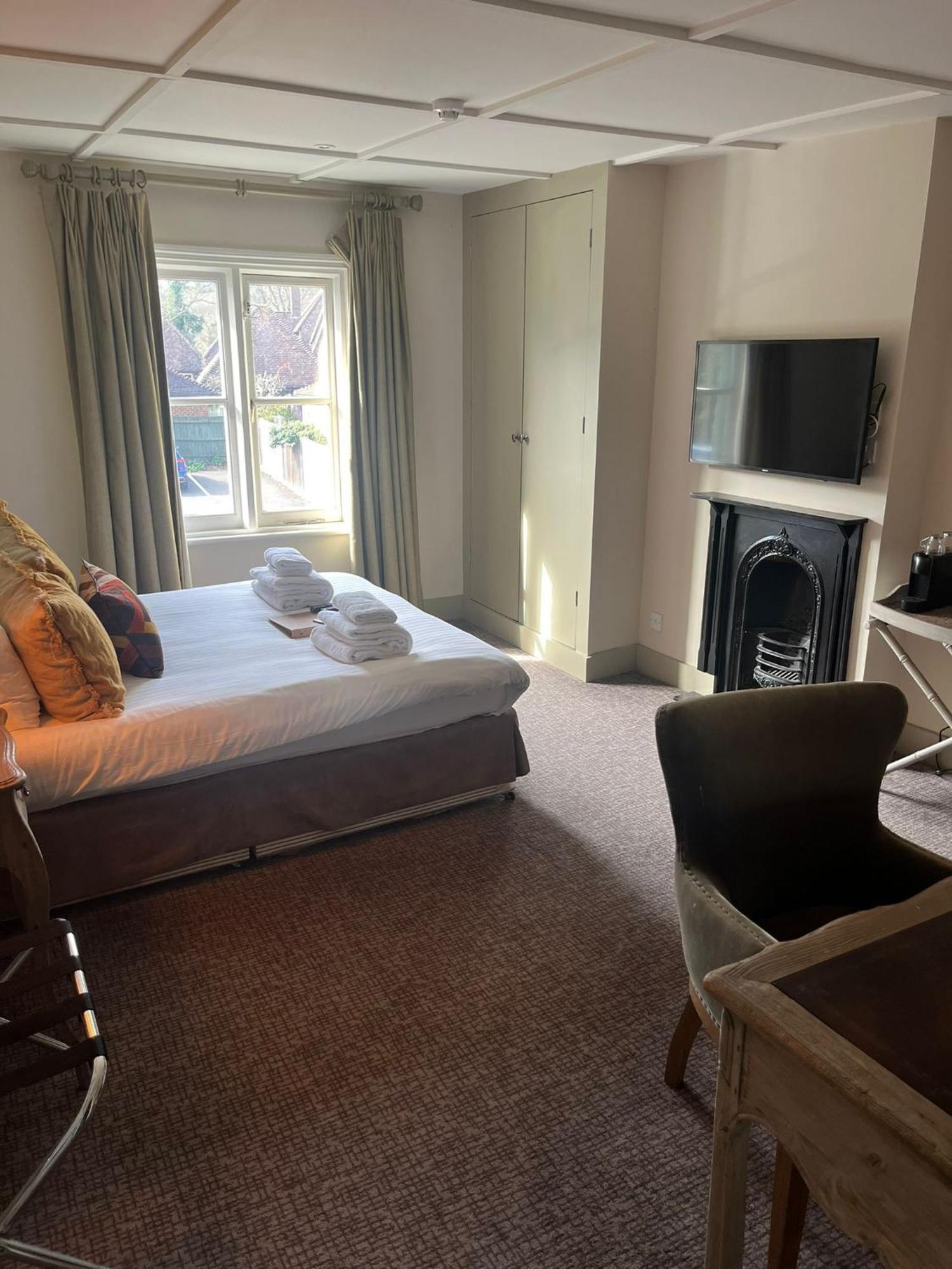 The Swan Inn Chiddingfold Pokoj fotografie
